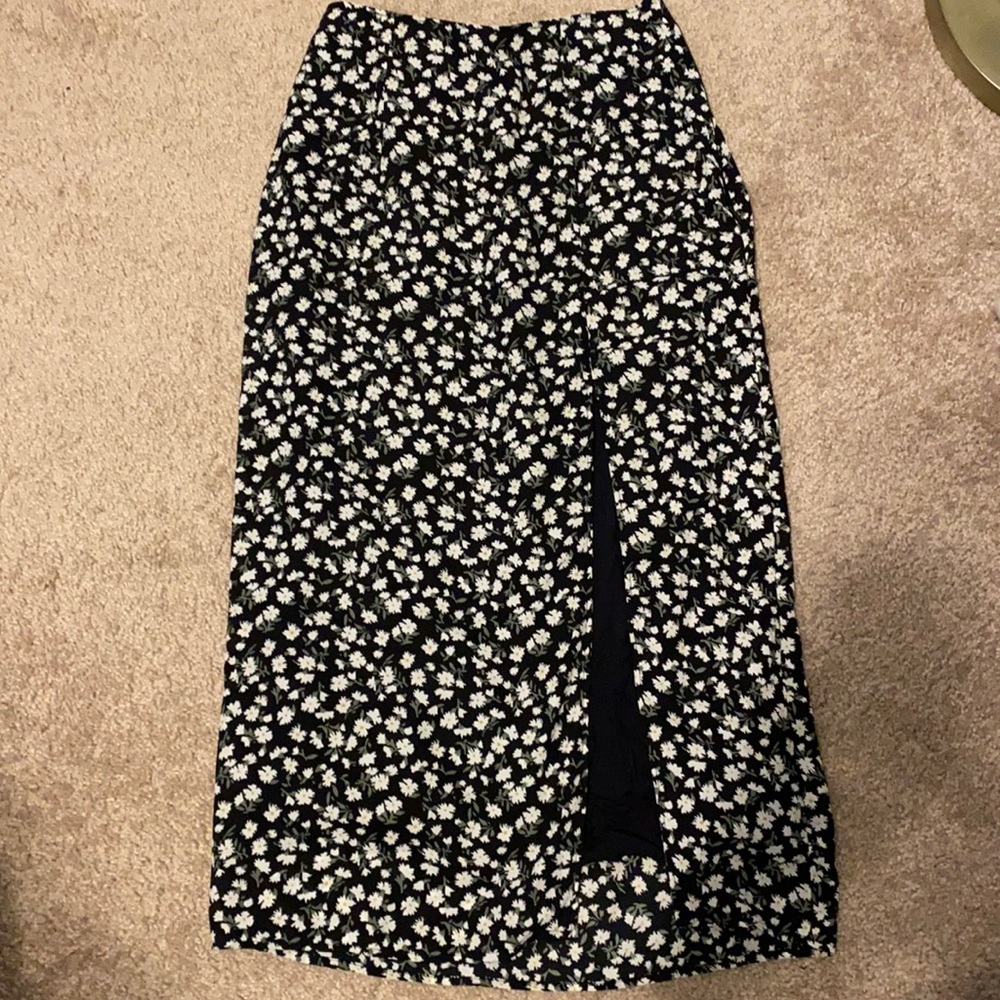 Abercrombie skirt with slit